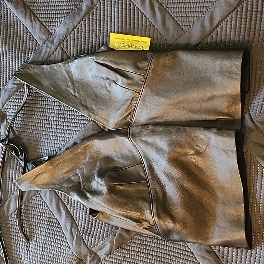 Bisou Bisou leather top